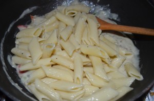 White Sauce Pasta My Magic Pan